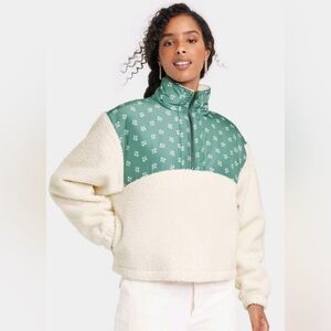 Universal Thread Colorblock Quarter Zip Floral Sherpa